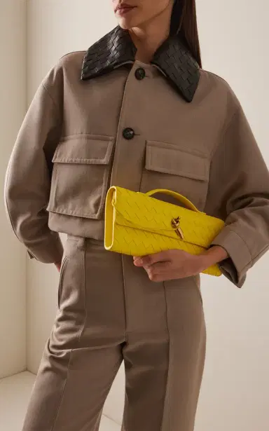 Bottega Veneta Andiamo Intrecciato Leather Clutch | Thumbnail 3