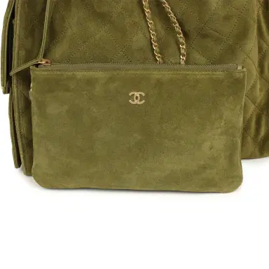 Chanel Chanel Medium 25 Hobo Bag Khaki Suede Antique Gold Hardware | Thumbnail 8 Chanel Chanel Medium 25 Hobo Bag Khaki Suede Antique Gold Hardware | Thumbnail 8
