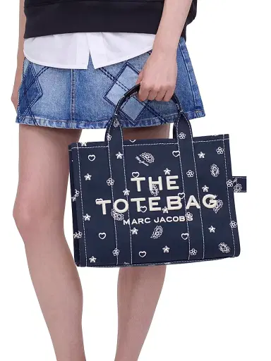 Marc Jacobs Women's The Medium Bandana Canvas Tote Bag - Navy Multi | Thumbnail 3 Marc Jacobs Women's The Medium Bandana Canvas Tote Bag - Navy Multi | Thumbnail 3