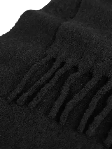 TOTEME Women's Teddy Wool-Blend Scarf | Thumbnail 2 TOTEME Women's Teddy Wool-Blend Scarf | Thumbnail 2