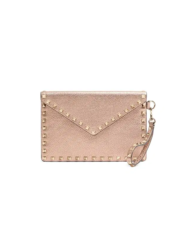 Valentino Garavani Women's Rockstud Laminated Grainy Calfskin Clutch Bag - Rose Cannelle