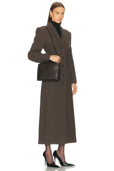Bottega Veneta Soft Vanity Bag | Thumbnail 2 Bottega Veneta Soft Vanity Bag | Thumbnail 2