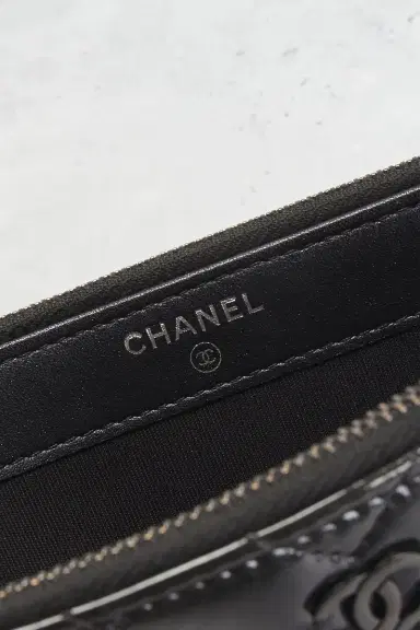 Chanel Chanel Patent So Black Double Zip Clutch | Thumbnail 6 Chanel Chanel Patent So Black Double Zip Clutch | Thumbnail 6