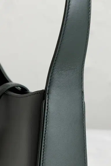 Saint Laurent Saint Laurent Le 5 A 7 Hobo Bag | Thumbnail 7 Saint Laurent Saint Laurent Le 5 A 7 Hobo Bag | Thumbnail 7