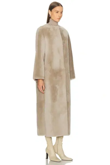 Yves Salomon Extra Long Draped Shearling Reversible Coat | Thumbnail 3
