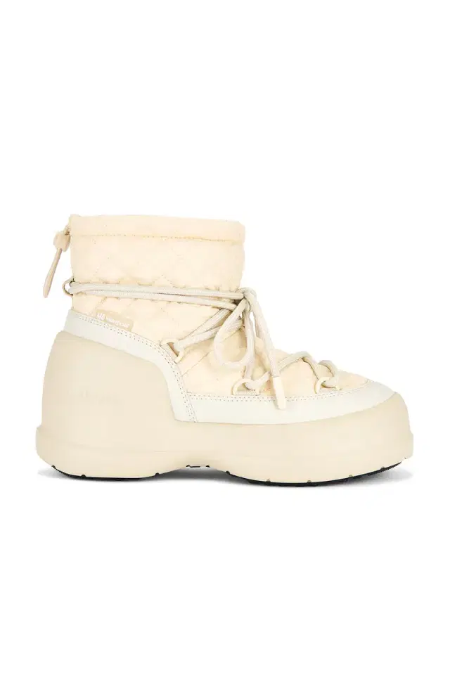 MOON BOOT Mezzaluna Quilted Boot