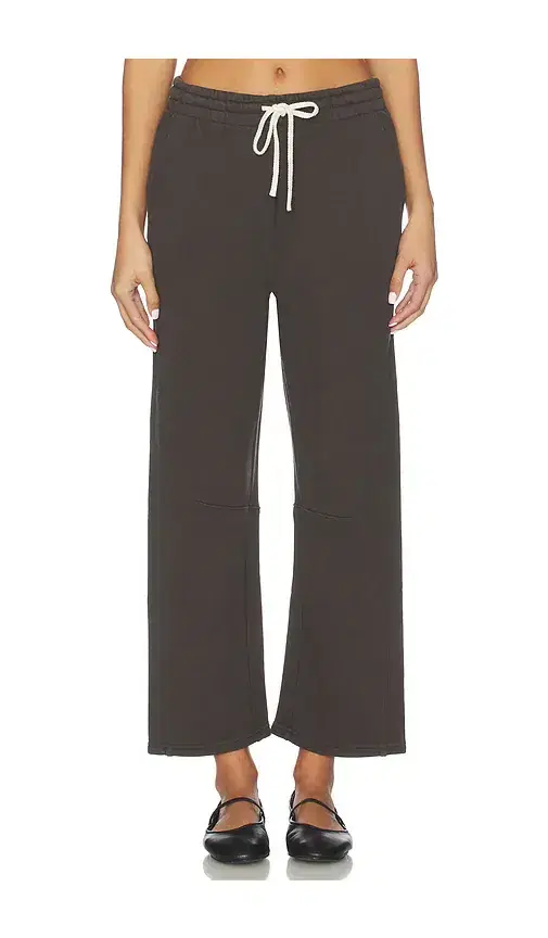 perfectwhitetee Fallon Structured Fleece Barrel Pant