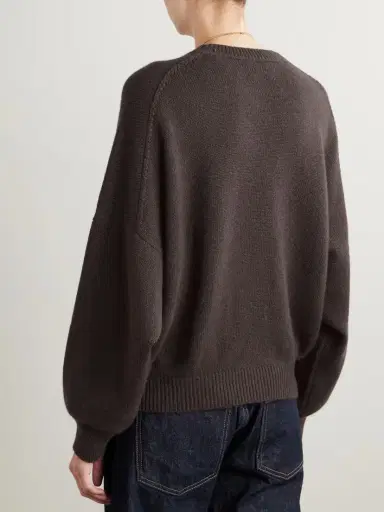 Khaite Margaux Oversized Cashmere Sweater | Thumbnail 3 Khaite Margaux Oversized Cashmere Sweater | Thumbnail 3