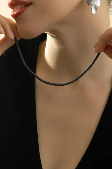 WALTERS FAITH Matte Hematite Beaded Necklace | Thumbnail 3