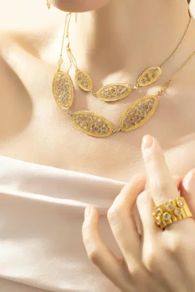 Coomi Multi Oval Rose Cut Diamond Necklace | Thumbnail 4