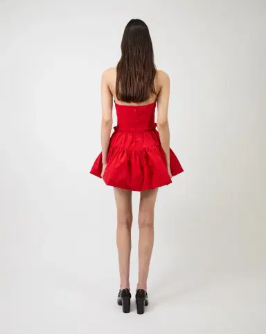 Aknvas The Kamilla dress in red tech taffeta | Thumbnail 3