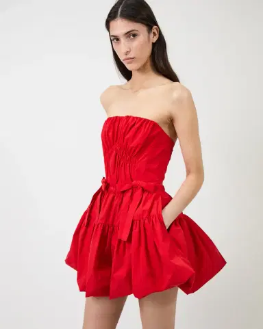 Aknvas The Kamilla dress in red tech taffeta | Thumbnail 4