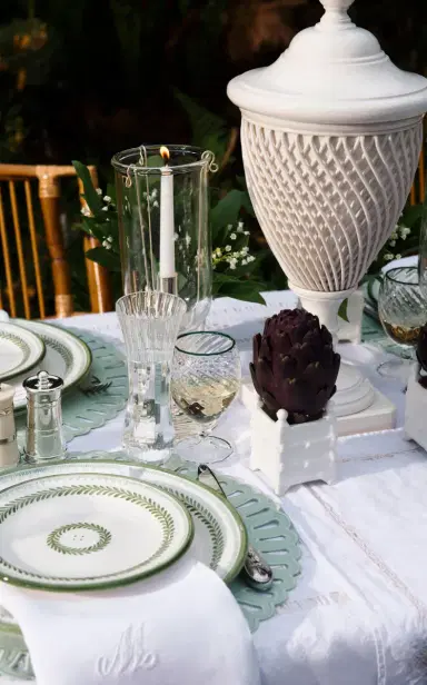 Moda Domus Le Jardin Set-of-Two Glass Champagne Flutes - Clear | Thumbnail 2 Moda Domus Le Jardin Set-of-Two Glass Champagne Flutes - Clear | Thumbnail 2