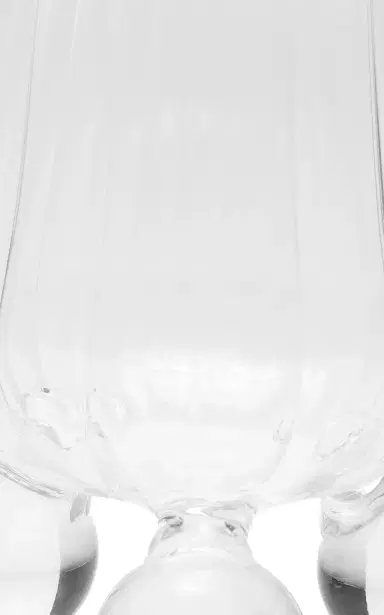 Moda Domus Le Jardin Set-of-Two Glass Champagne Flutes - Clear | Thumbnail 4 Moda Domus Le Jardin Set-of-Two Glass Champagne Flutes - Clear | Thumbnail 4