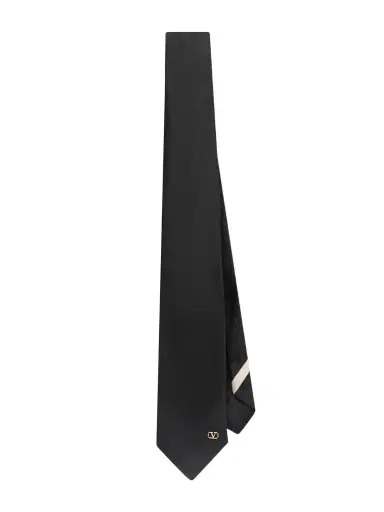 Valentino Garavani 7cm Silk-Satin Tie - Men | Thumbnail 1 Valentino Garavani 7cm Silk-Satin Tie - Men | Thumbnail 1