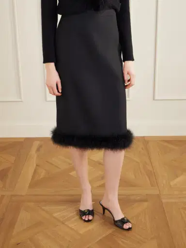 Valentino Garavani Feather-trimmed Wool And Silk-blend Crepe Midi Skirt | Thumbnail 3 Valentino Garavani Feather-trimmed Wool And Silk-blend Crepe Midi Skirt | Thumbnail 3