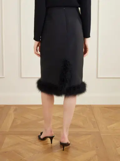 Valentino Garavani Feather-trimmed Wool And Silk-blend Crepe Midi Skirt | Thumbnail 4 Valentino Garavani Feather-trimmed Wool And Silk-blend Crepe Midi Skirt | Thumbnail 4
