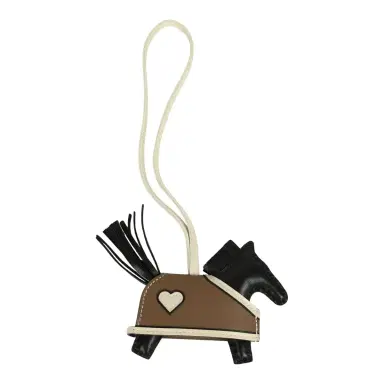 HERMÈS Hermes Rodeo Robeo Coeur Charm PM Black, Craie, Etoupe Milo Lambskin | Thumbnail 2