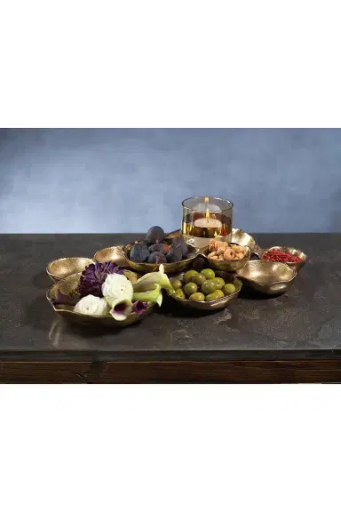 The Favorites Cluster Of Nine Round Serving Bowls | Thumbnail 4 The Favorites Cluster Of Nine Round Serving Bowls | Thumbnail 4