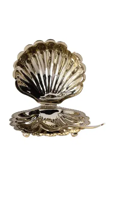 The Favorites Cap Ferrat Fan Shell Lidded Bowl With Spoon | Thumbnail 2