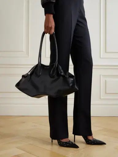 Alexander McQueen Manta Leather Shoulder Bag | Thumbnail 2 Alexander McQueen Manta Leather Shoulder Bag | Thumbnail 2