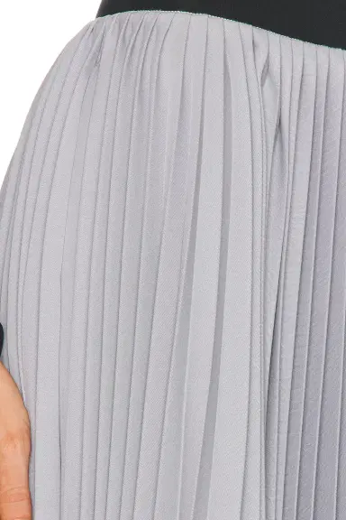 Alaïa ALAΪA Pleated Skirt | Thumbnail 6 Alaïa ALAΪA Pleated Skirt | Thumbnail 6