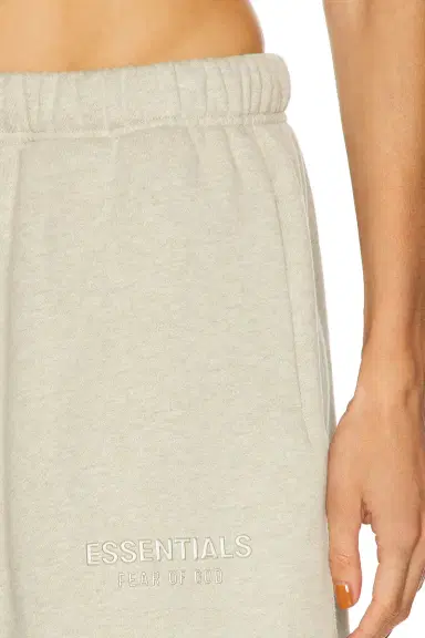 Fear of God Essentials Fleece Soccer Short | Thumbnail 6