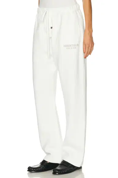Fear of God Essentials Fleece Relaxed Sweatpant | Thumbnail 3