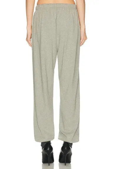Fear of God Essentials Classic Sweatpant | Thumbnail 4 Fear of God Essentials Classic Sweatpant | Thumbnail 4