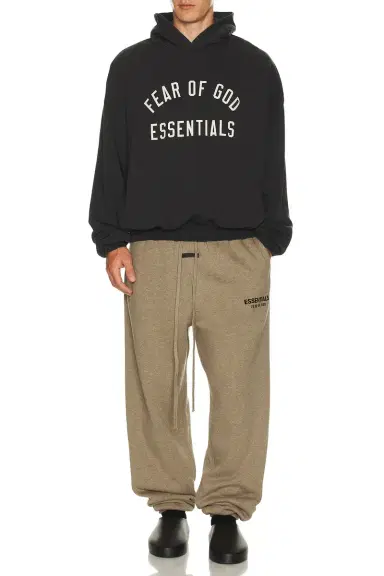 Fear of God ESSENTIALS 90'S Fit Hoodie | Thumbnail 5 Fear of God ESSENTIALS 90'S Fit Hoodie | Thumbnail 5