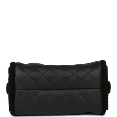 Chanel Chanel Small 25 Hobo Bag Black Crumpled Sheepskin and Shearling Antique Gold Hardware | Thumbnail 7