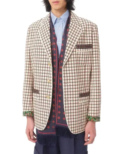 Valentino Garavani Men's Opticool Silk Bandeau Scarf with Fringe | Thumbnail 4 Valentino Garavani Men's Opticool Silk Bandeau Scarf with Fringe | Thumbnail 4