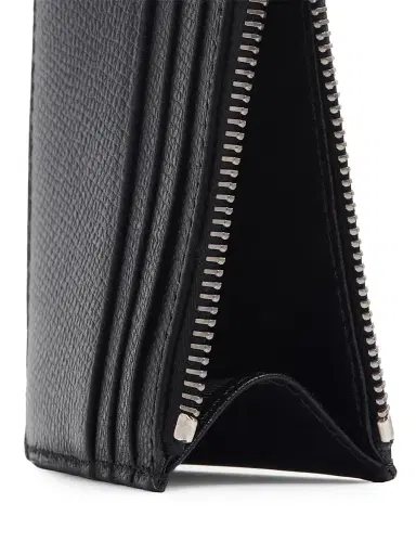 Valentino Garavani Men's VLogo Signature Grainy Calfskin Card Holder | Thumbnail 4 Valentino Garavani Men's VLogo Signature Grainy Calfskin Card Holder | Thumbnail 4