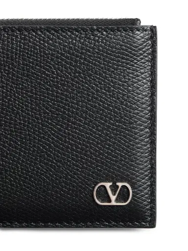 Valentino Garavani Men's VLogo Signature Grainy Calfskin Card Holder | Thumbnail 5 Valentino Garavani Men's VLogo Signature Grainy Calfskin Card Holder | Thumbnail 5