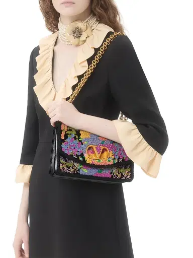 Valentino Garavani Women's Vain Embroidered Shoulder Bag | Thumbnail 3 Valentino Garavani Women's Vain Embroidered Shoulder Bag | Thumbnail 3
