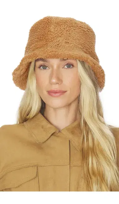 Adrienne Landau Teddy Bucket Hat | Thumbnail 1