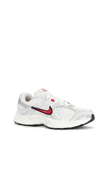 Nike V5 Rnr | Thumbnail 2