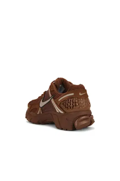 Nike Zoom Vomero 5 Sneaker | Thumbnail 3
