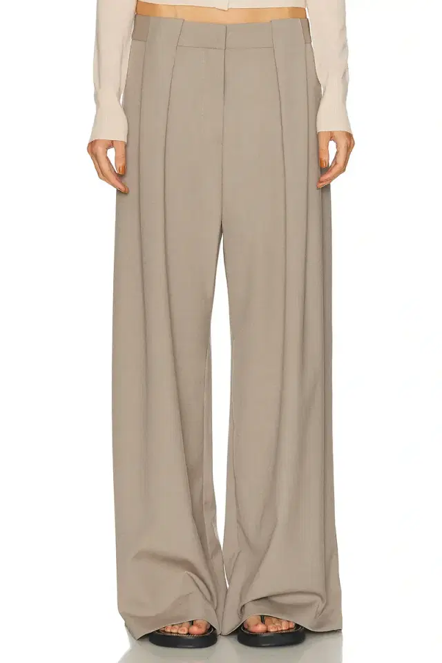 St. Agni Pleat Loop Pant