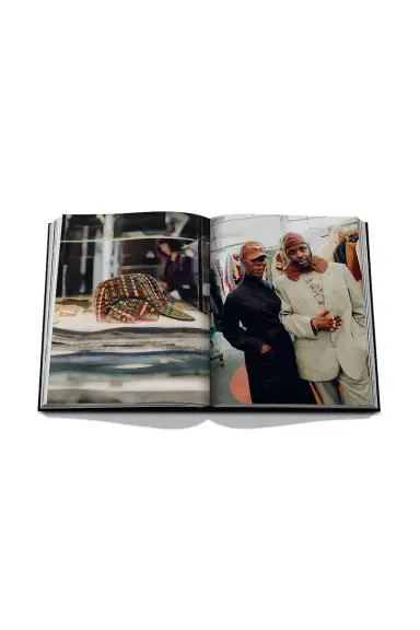 Assouline London Chic | Thumbnail 10 Assouline London Chic | Thumbnail 10