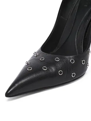 McQueen Women's Grommet-Detailed Leather Pumps - Black Silver | Thumbnail 6