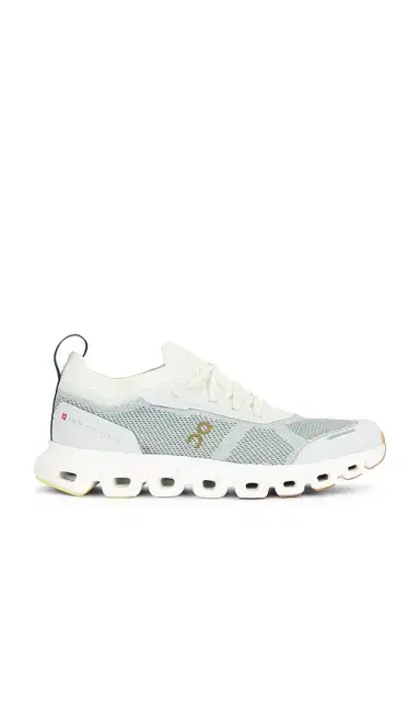 ON Cloud 6 Versa Sneakers | Thumbnail 1 ON Cloud 6 Versa Sneakers | Thumbnail 1