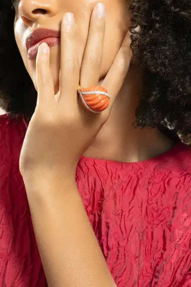 DAVID WEBB Coral Diamond Dome Ring | Thumbnail 2