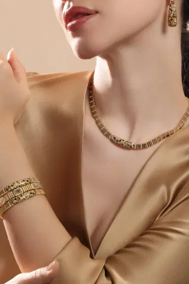 SUTRA Diamond Mixed Ombre Necklace | Thumbnail 2