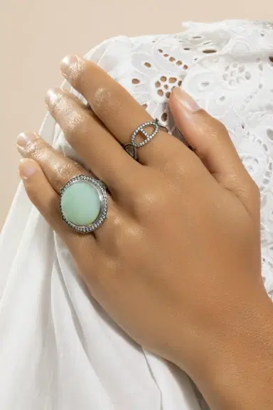 Sylva & Cie Diamond Section Buckle Ring | Thumbnail 3