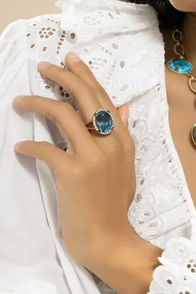 Sylva & Cie Topaz Diamond Oval Ring | Thumbnail 3