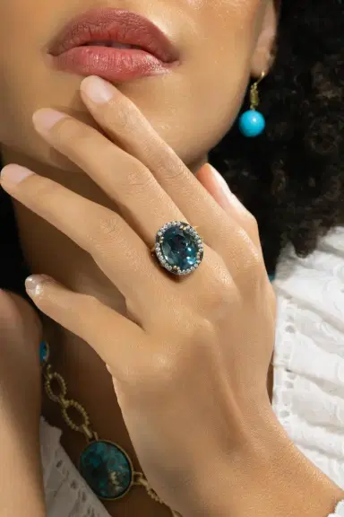 Sylva & Cie Topaz Diamond Oval Ring | Thumbnail 4
