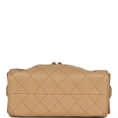 Chanel Chanel Mini 25 Hobo Bag Beige Caviar Antique Gold Hardware | Thumbnail 6 Chanel Chanel Mini 25 Hobo Bag Beige Caviar Antique Gold Hardware | Thumbnail 6