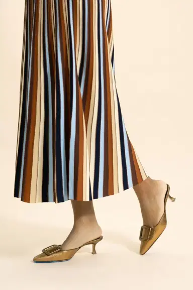 Manolo Blahnik Maysalebi Mule - Yellow Bronze | Thumbnail 3