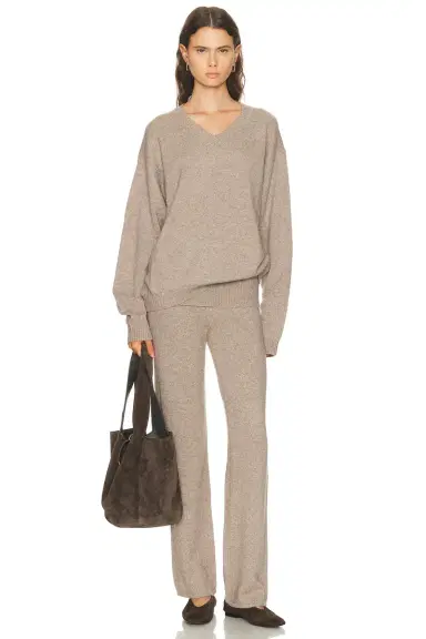 Skims Cashmere V Neck Pullover Sweater | Thumbnail 4